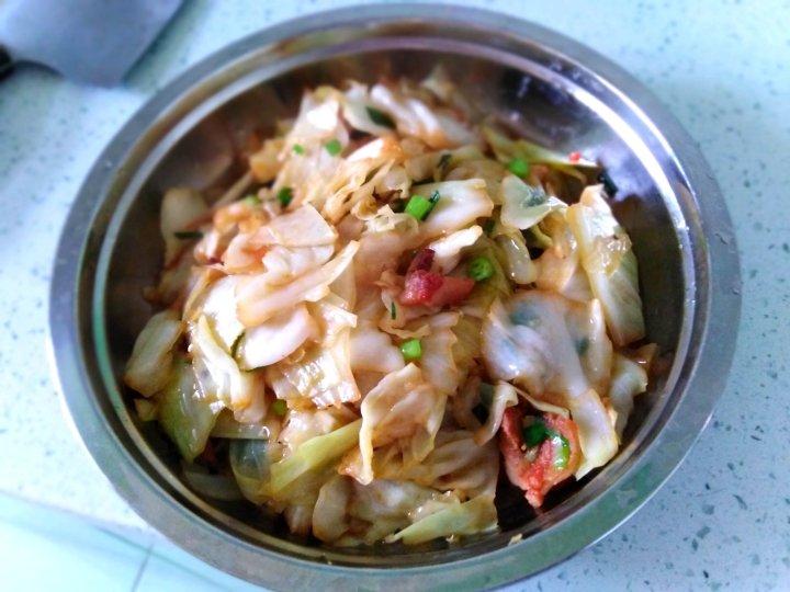厨师长教你一道家常菜《手撕包菜》很详细的讲解又香又脆真好吃