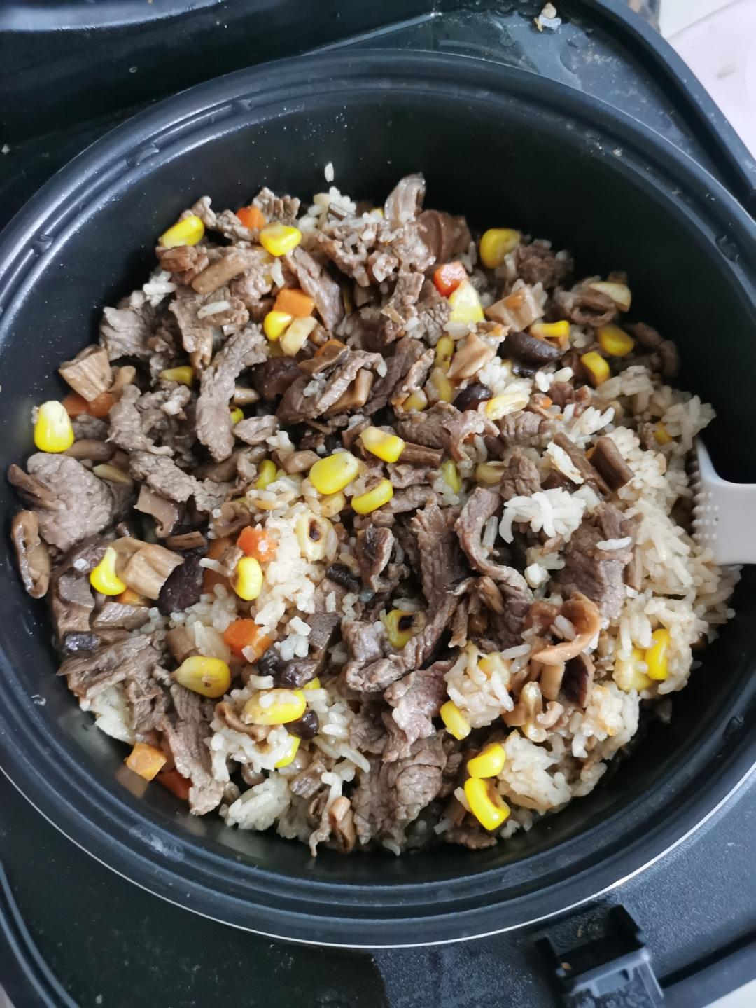 牛肉焗饭