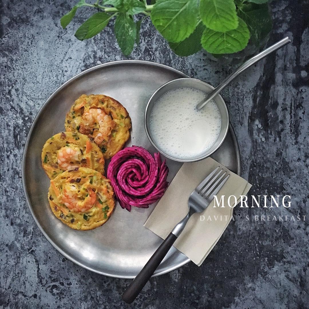 鸡蛋虾仁蔬菜饼