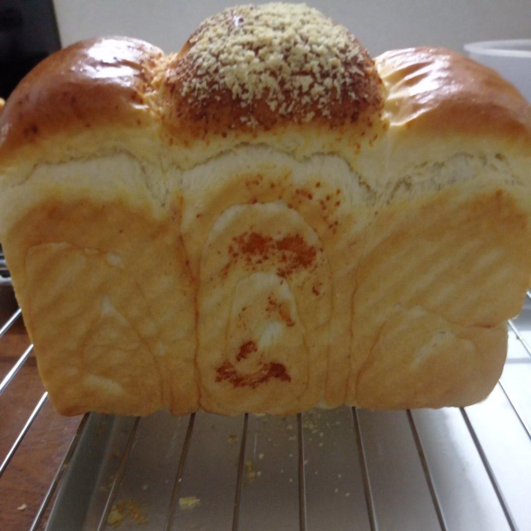 奶香四溢，可以撕着吃的直接法「鲜奶吐司」