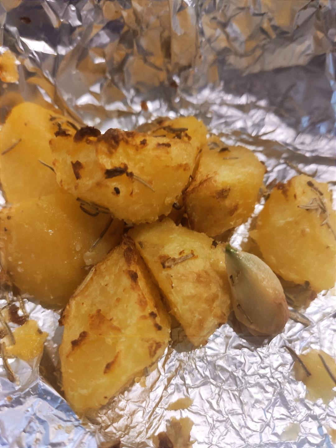 英国餐桌的灵魂 — Roast Potato 英式烤土豆