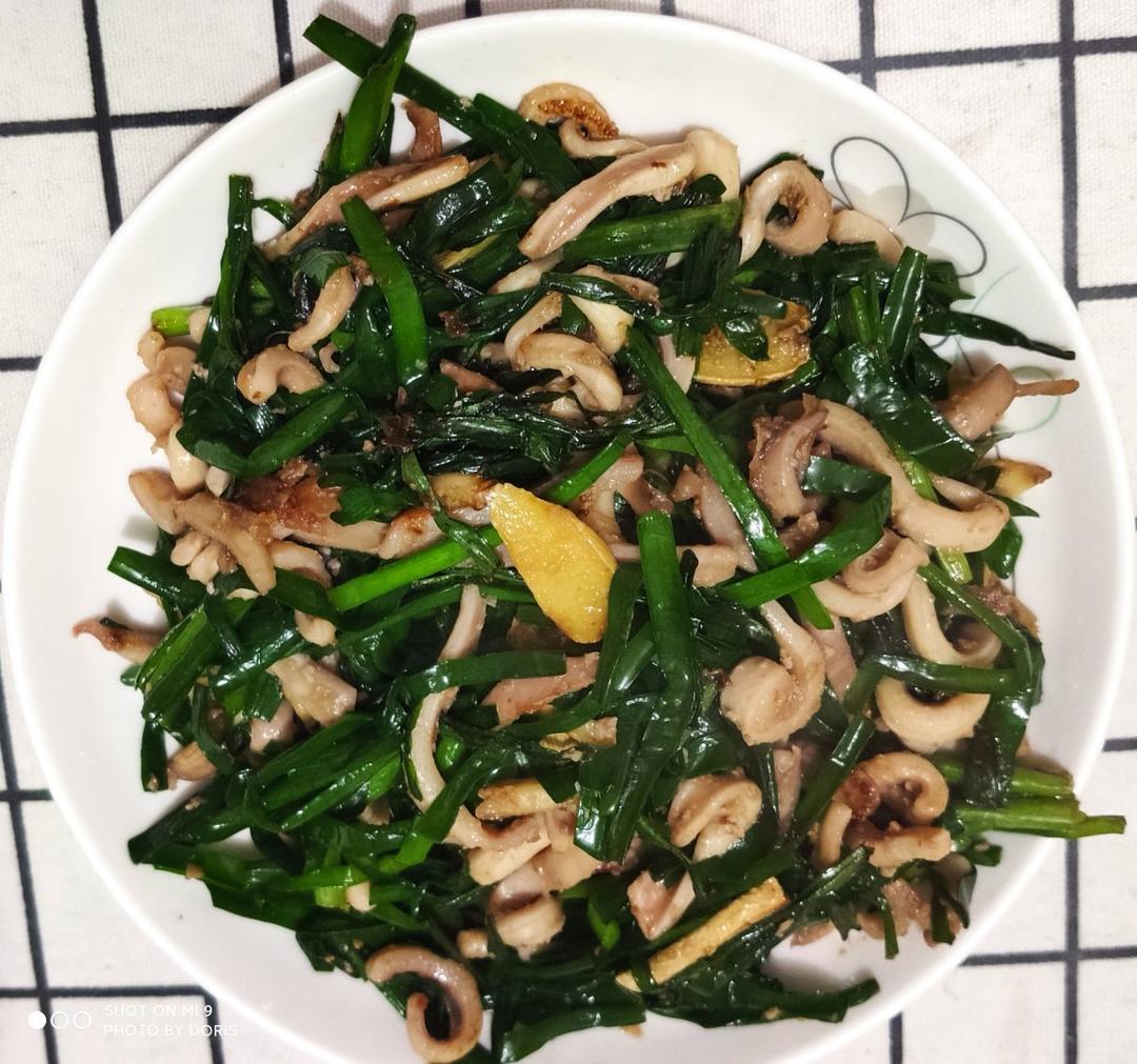 一点都不腥的韭菜炒鱿鱼