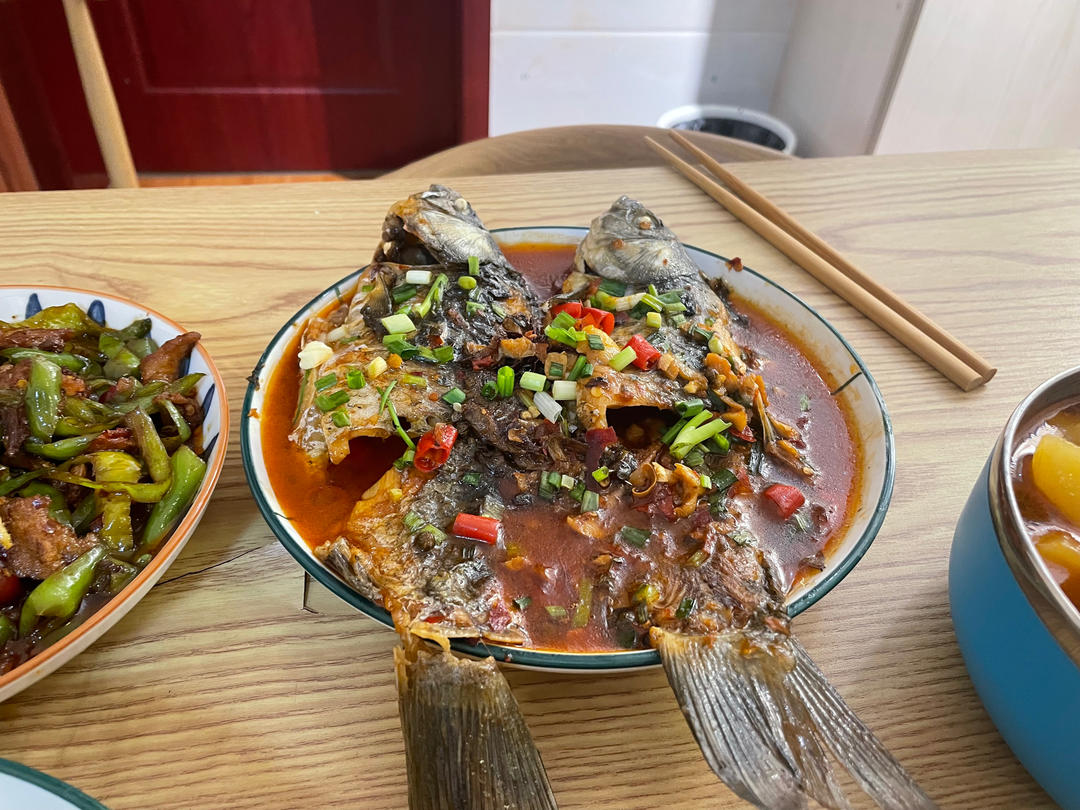 红烧鲫鱼