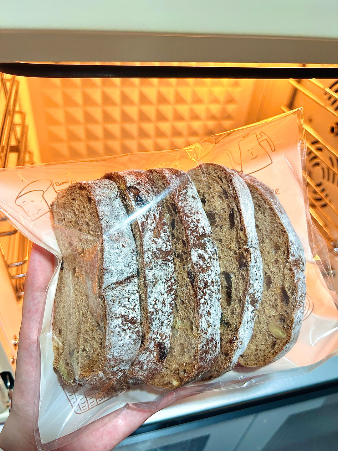 全麦核桃红枣软欧