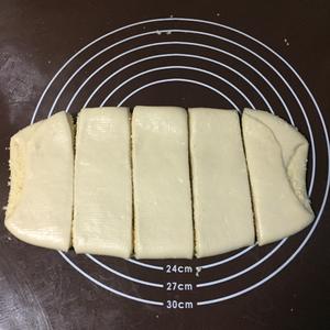 椰蓉奶棒面包的做法 步骤9