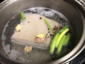 脆皮烧腩肉—空气炸锅版的做法 步骤1