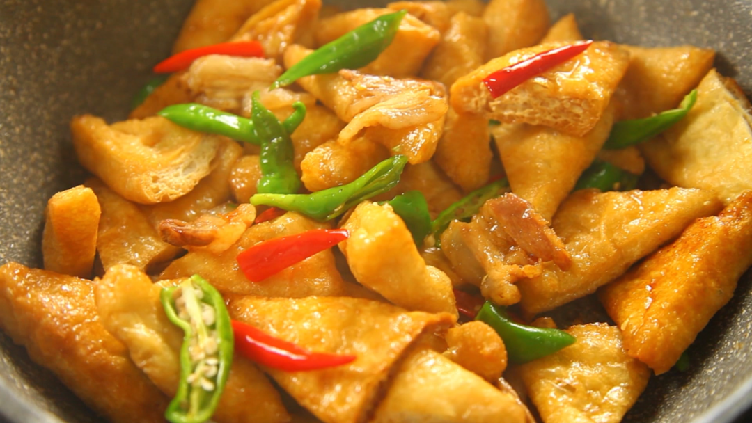 初六就吃辣炒豆腐泡的做法