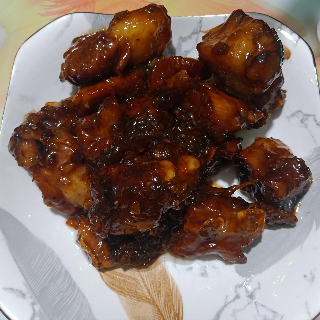 吃起来不费牙口的红烧蒜香排骨
