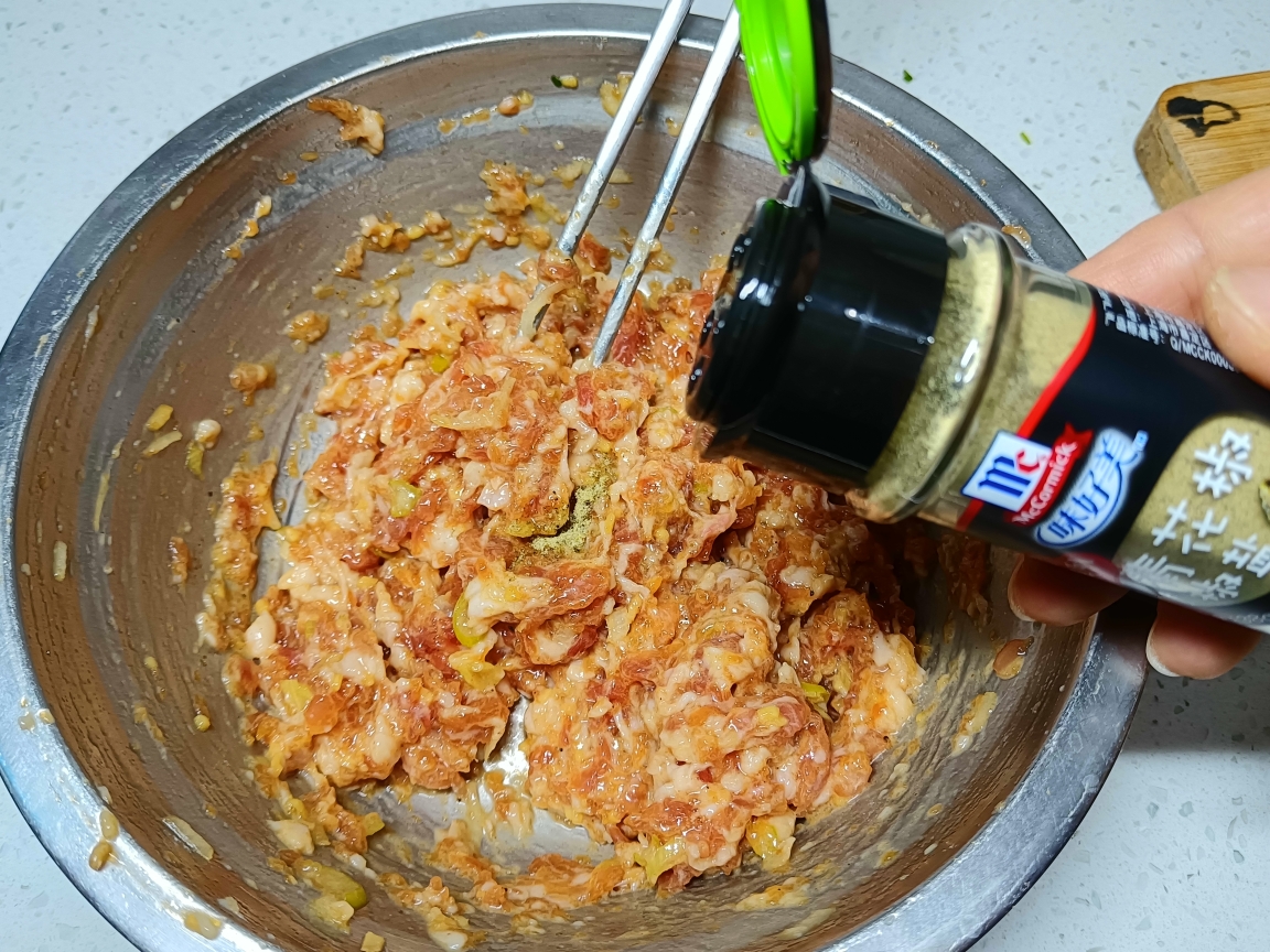 煎藕盒～韭菜肉馅的做法 步骤6