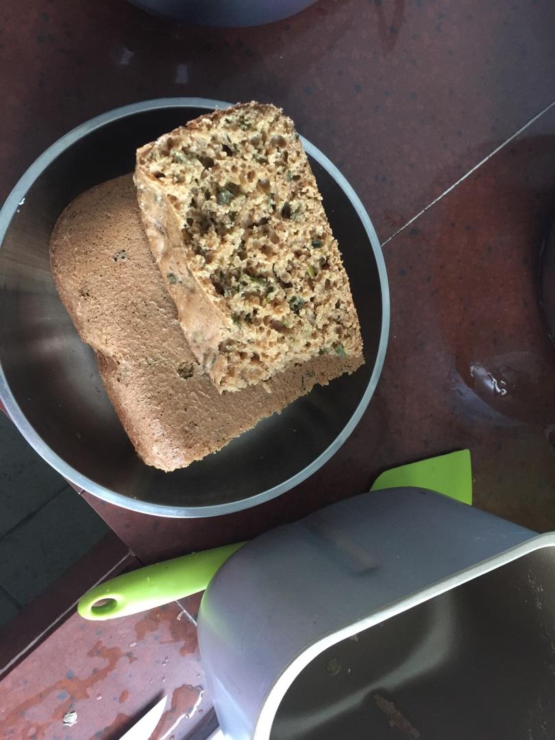 让人魂牵梦绕的香葱面包（面包机版）