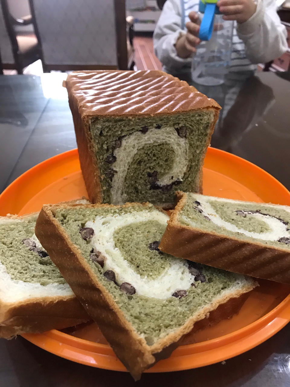 一次发酵的抹茶蜜豆双色吐司