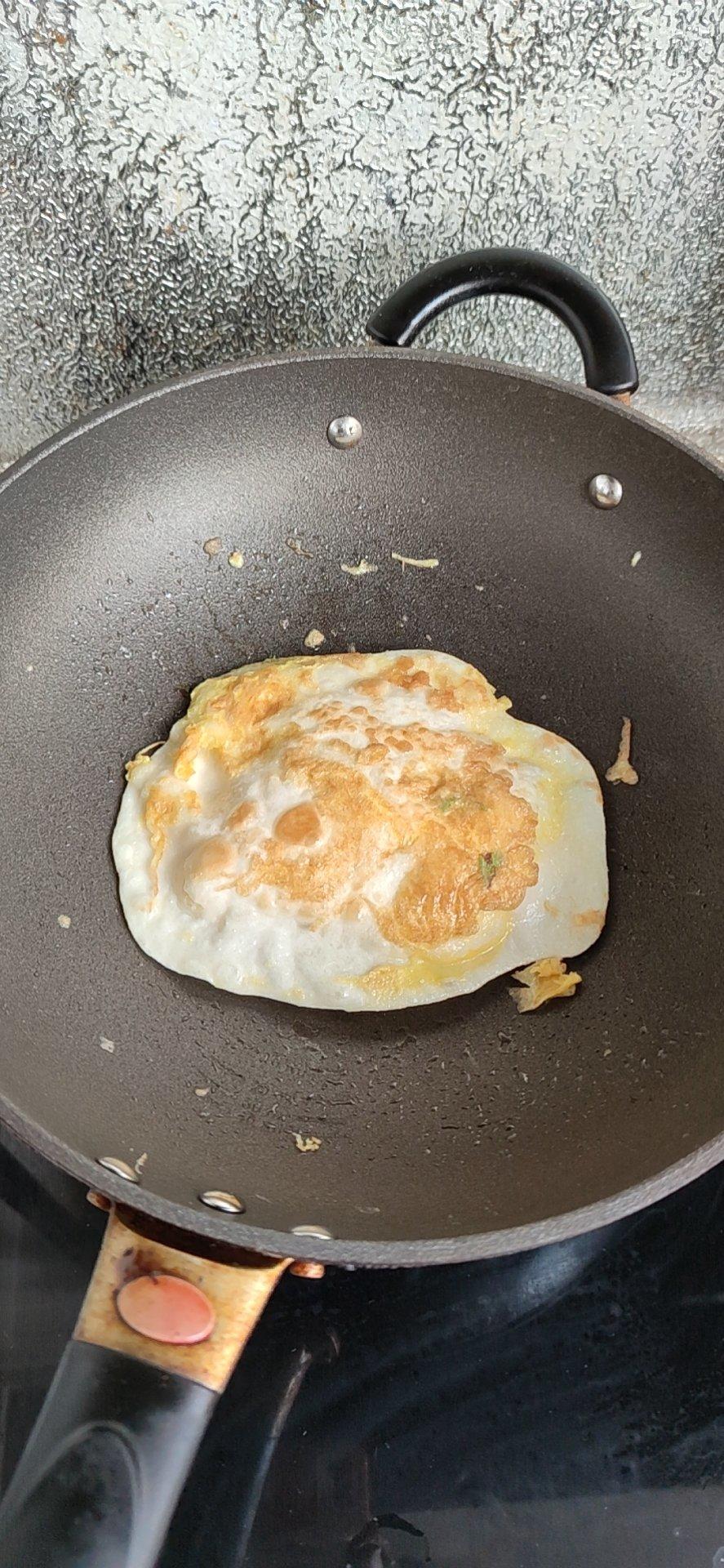 圆鼓鼓的鸡蛋灌饼