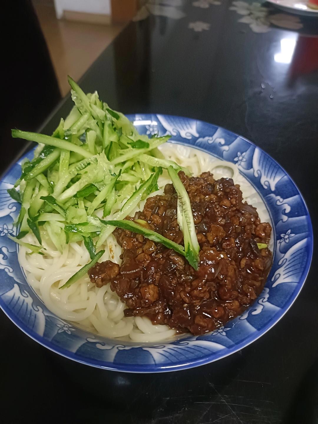 老北京炸酱面（家庭版制作🏡经典老味道🤓🤓）