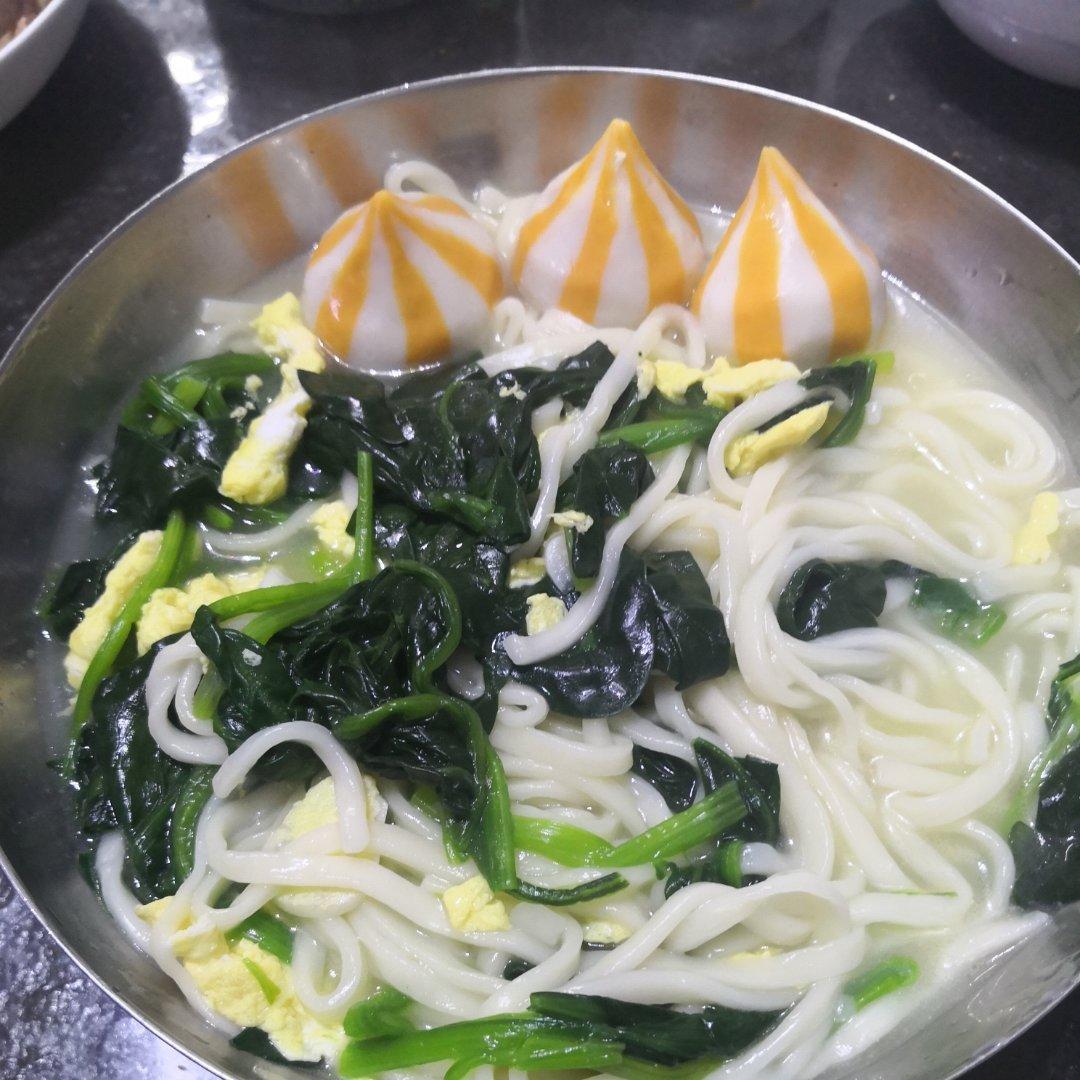 菠菜炝锅面
