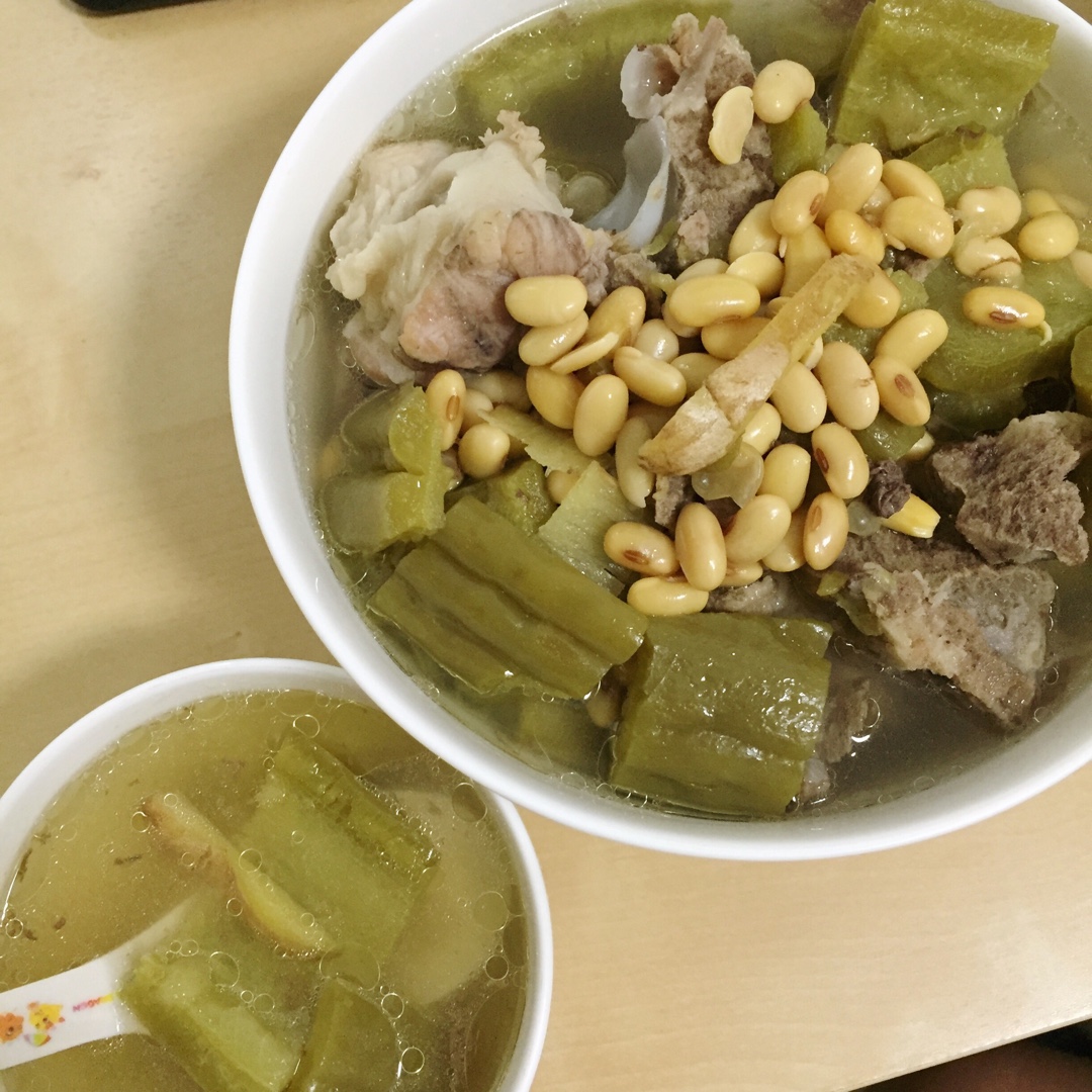 凉瓜排骨汤
