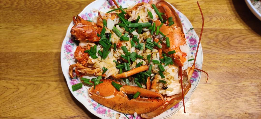 蒜蓉蒸波士顿龙虾