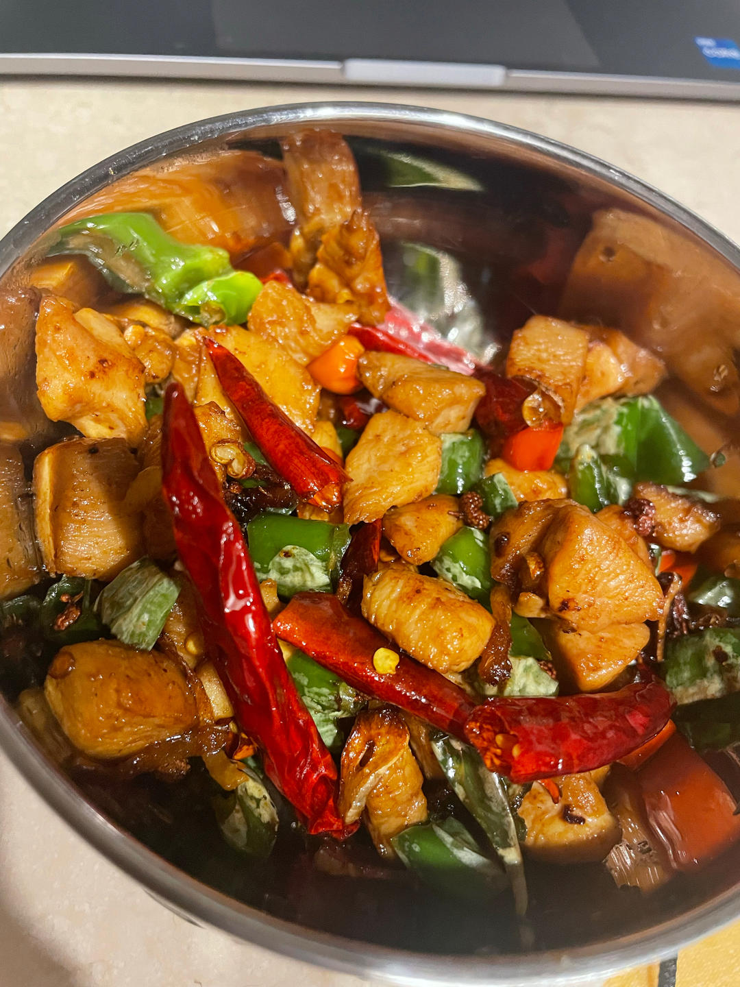 辣子鸡丁