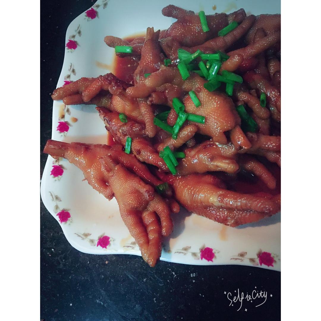 香辣烧鸡爪