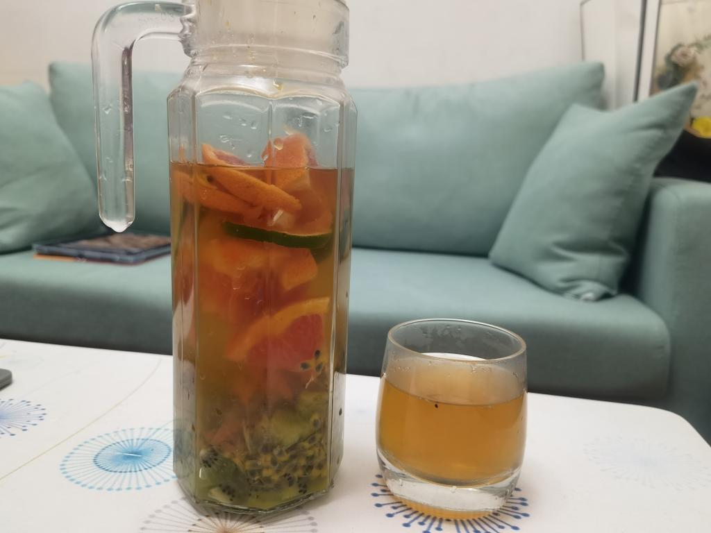晚秋的水果茶（热）的做法