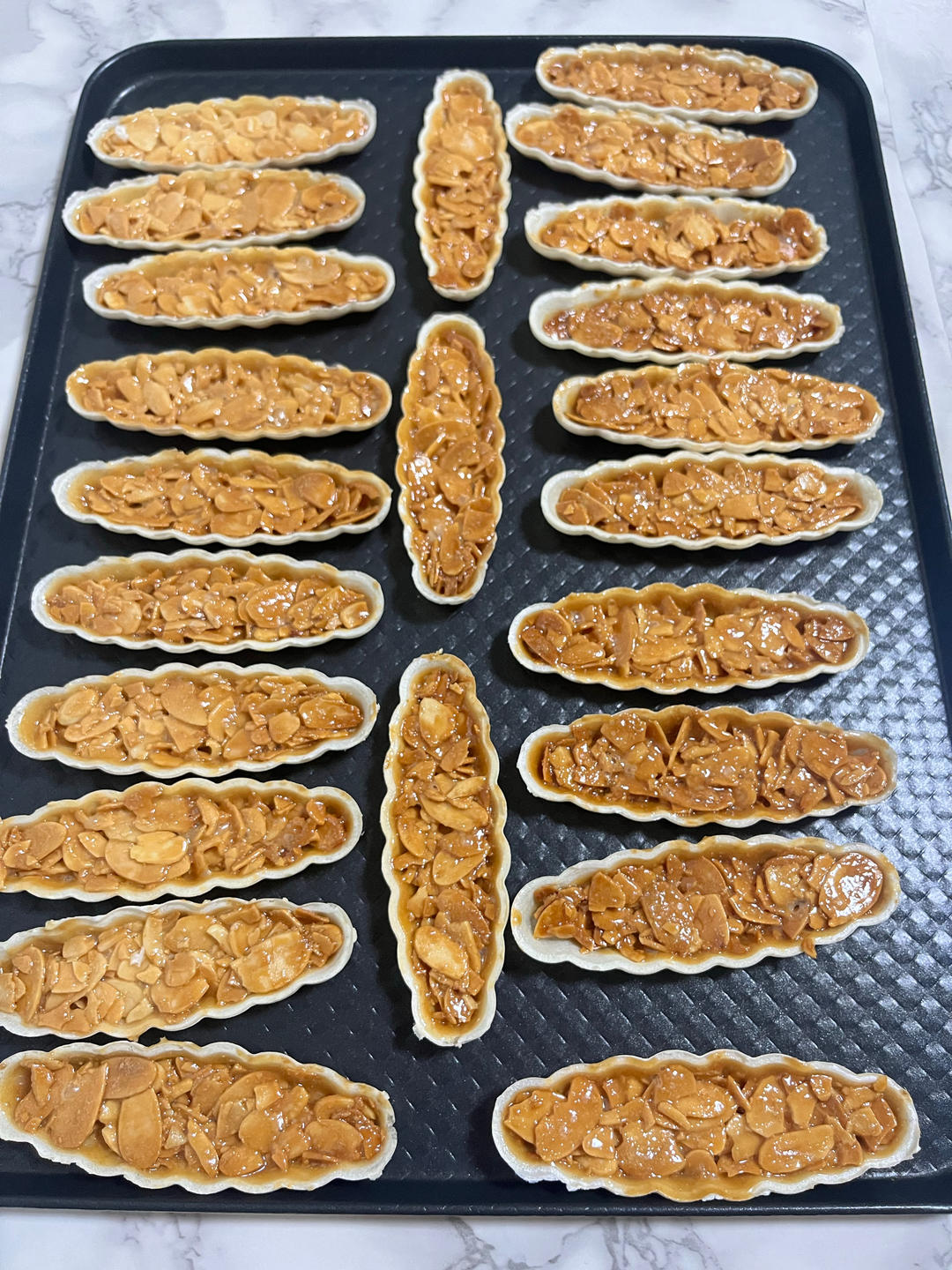 视频🚢一次搞定3种口味｜焦糖坚果糯米船｜不测温，不冷冻｜低糖｜简单｜0难度
