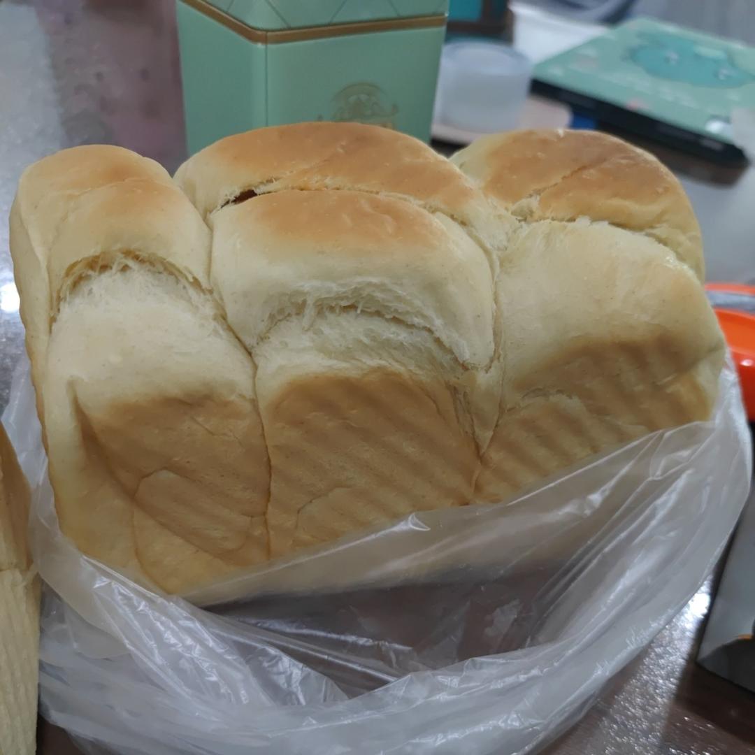 超柔牛奶棉花吐司（最详细的吐司食谱）