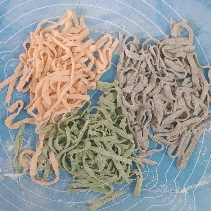 宝宝果蔬蝴蝶面