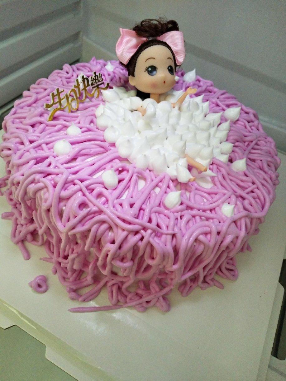 迷糊娃娃泡泡浴蛋糕