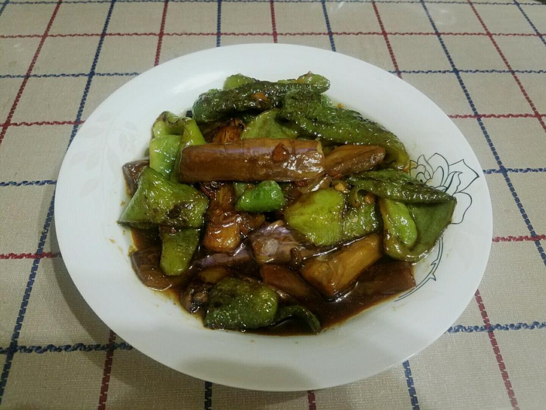 虎皮辣子烧茄子