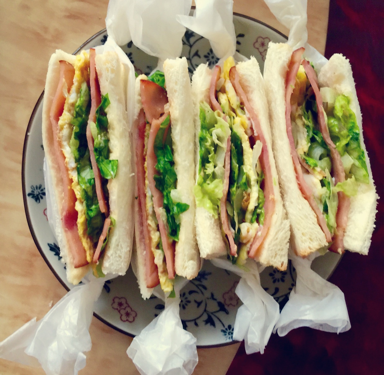 ins上超火的沼サン（沼三明治）