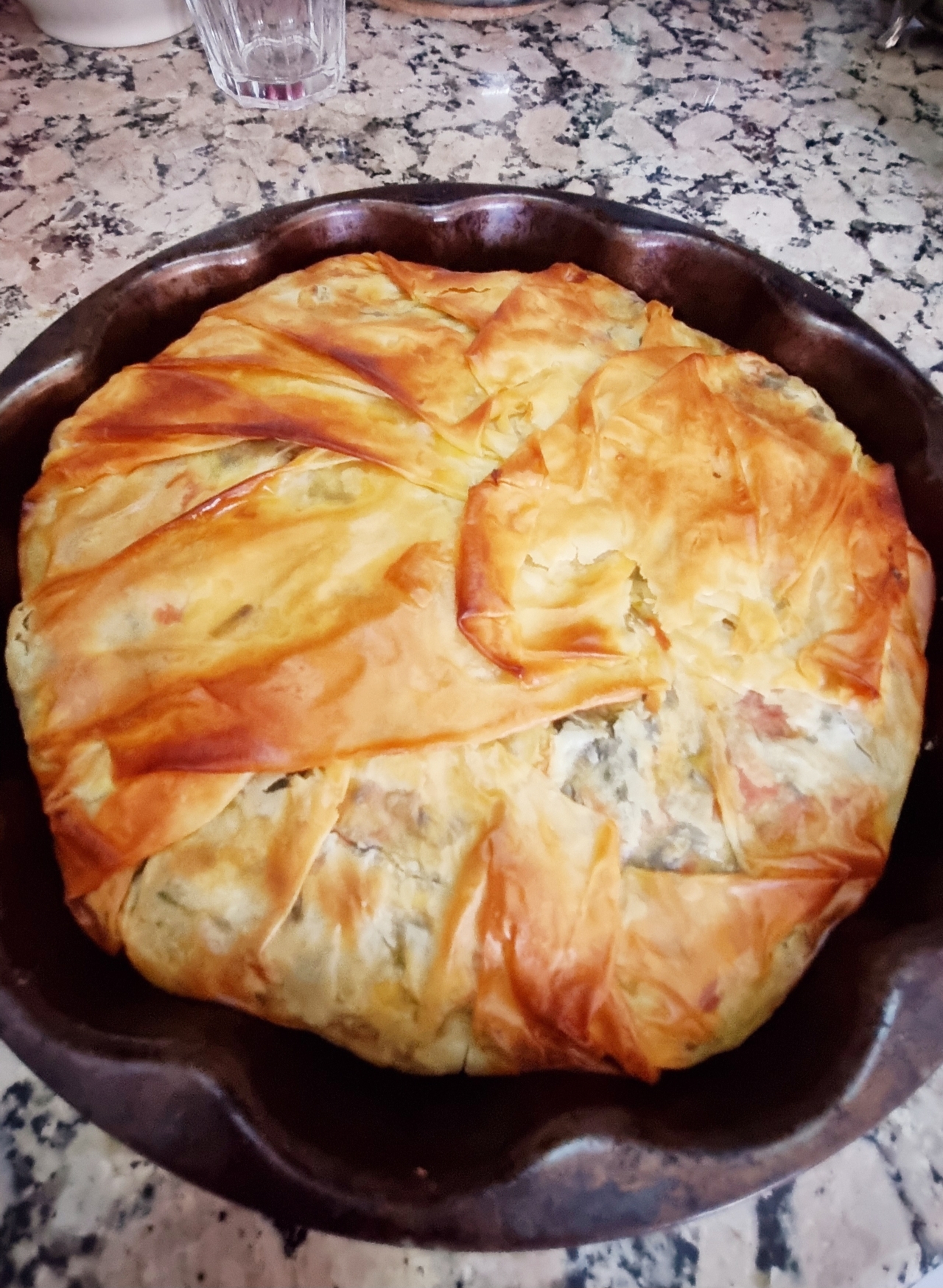 希腊菠菜羊奶酪脆皮馅饼Greek Spinach and Feta Filo Pie