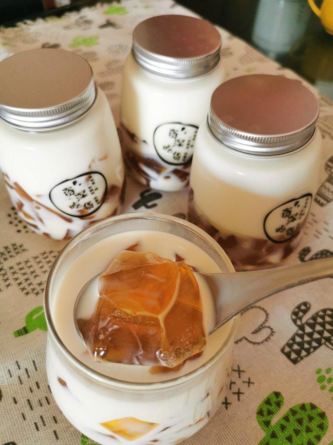 苗苗_wkce做的比奶茶好喝百倍自制低卡柠檬红茶冻撞奶