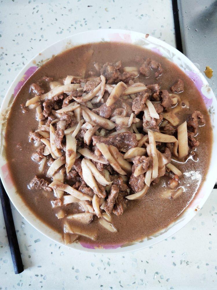 杏鲍菇炒牛肉