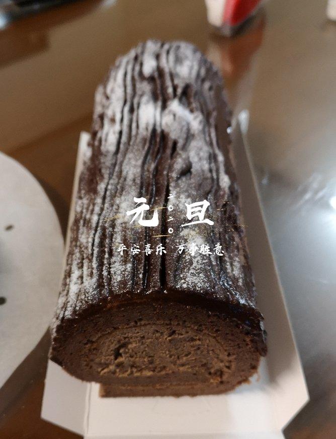 甘纳许巧克力蛋糕卷