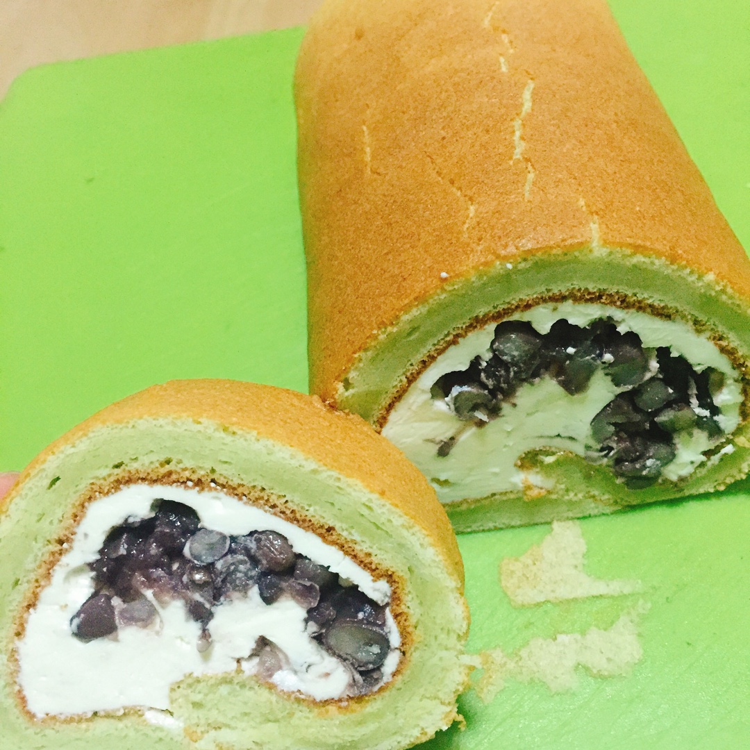 《Tinrry下午茶》教你做基础原味蛋糕卷