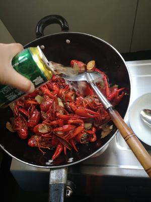 啤酒版油焖小龙虾的做法 步骤6