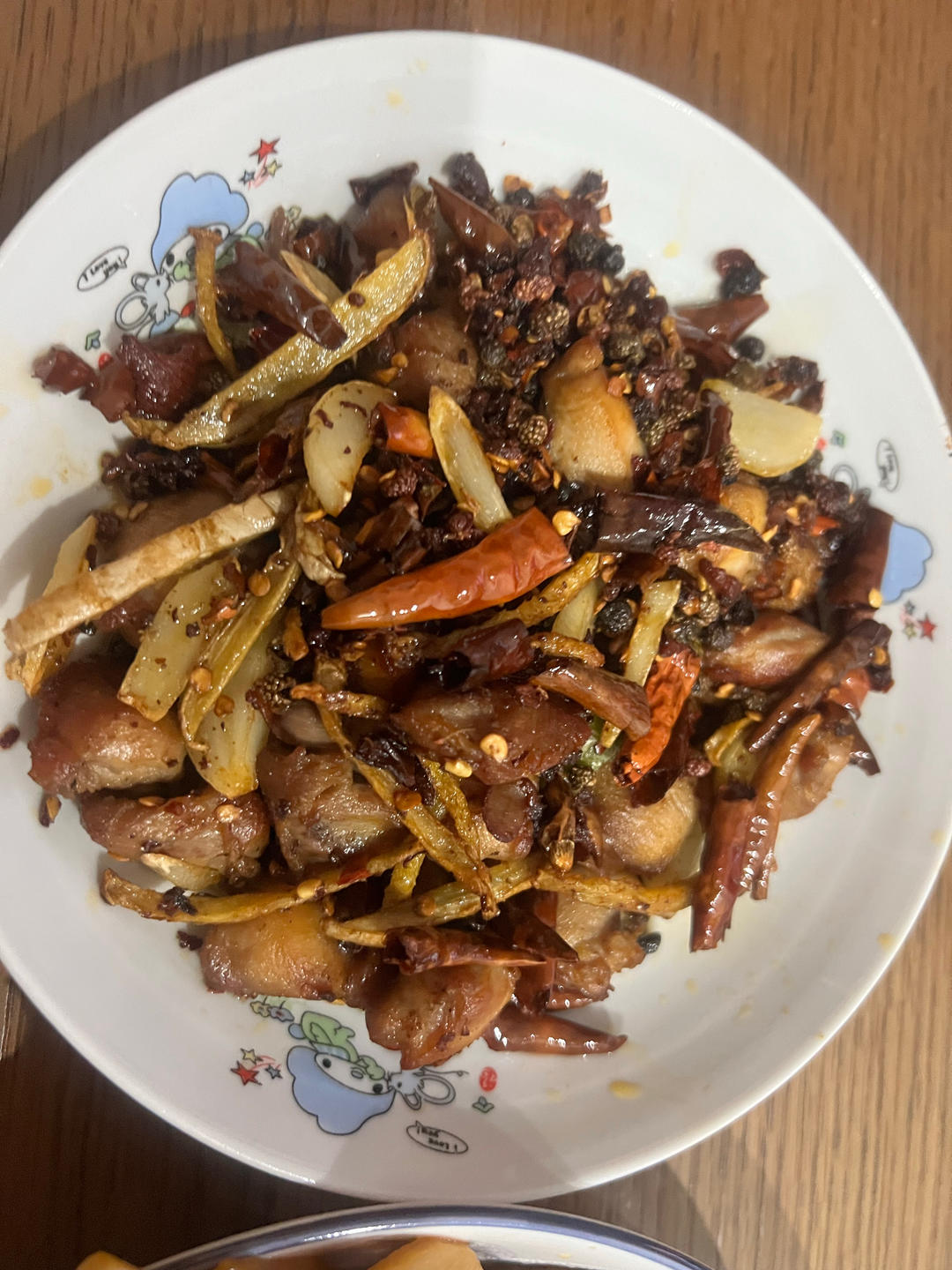 外酥里嫩麻辣鲜香～辣子鸡丁