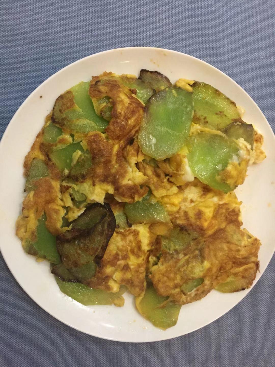 莴笋煎蛋的做法