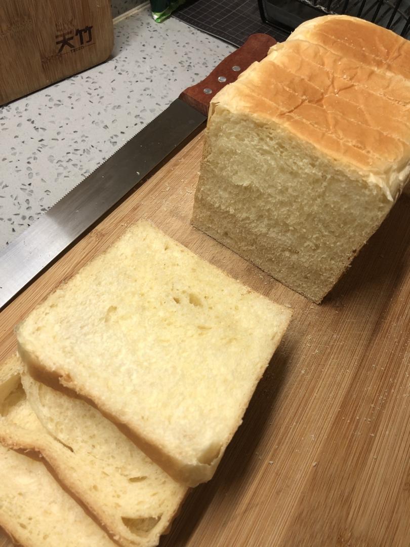 吐司，奶香手撕面包，超级香浓