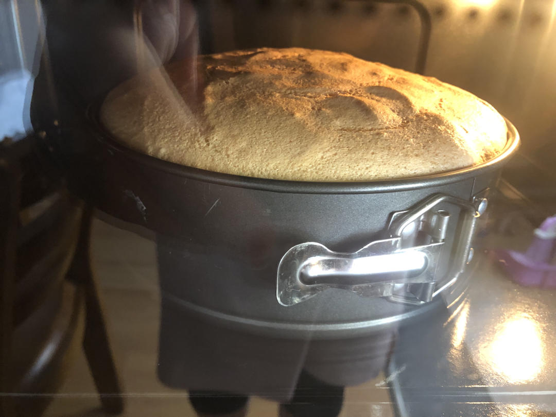 步骤最全面的戚风蛋糕（八寸）做法，成功率高！