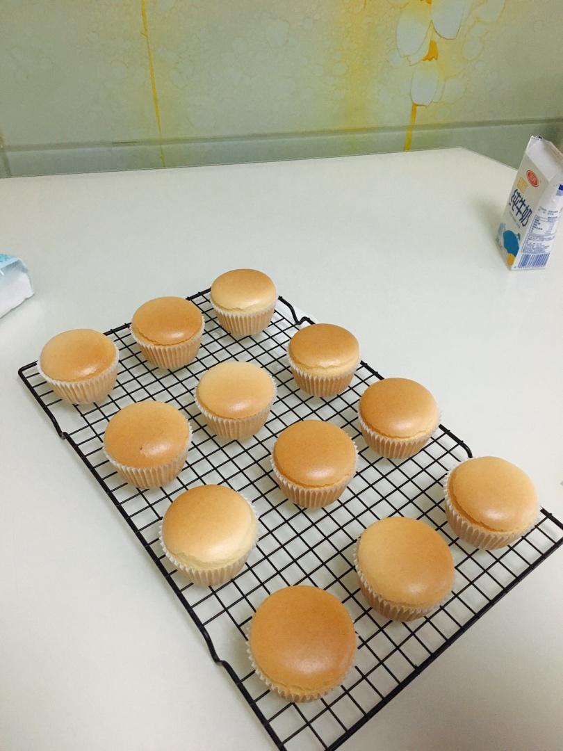 12连纸杯戚风蛋糕（低糖版）