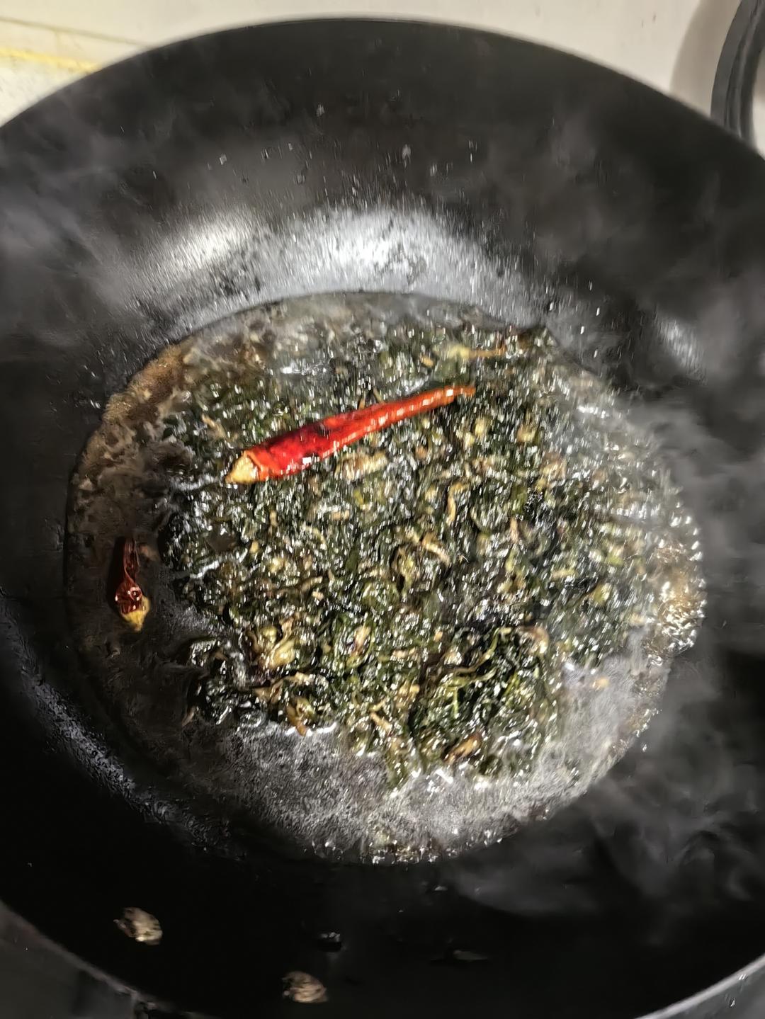 婆婆丁（蒲公英）咸菜