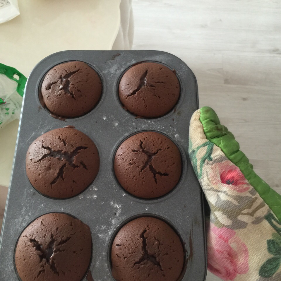 莫尼卡美食厨房：爆浆巧克力蛋糕