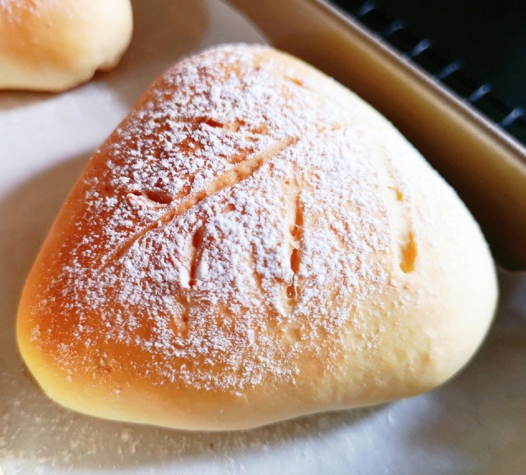 咸香的玉米毛豆软欧包