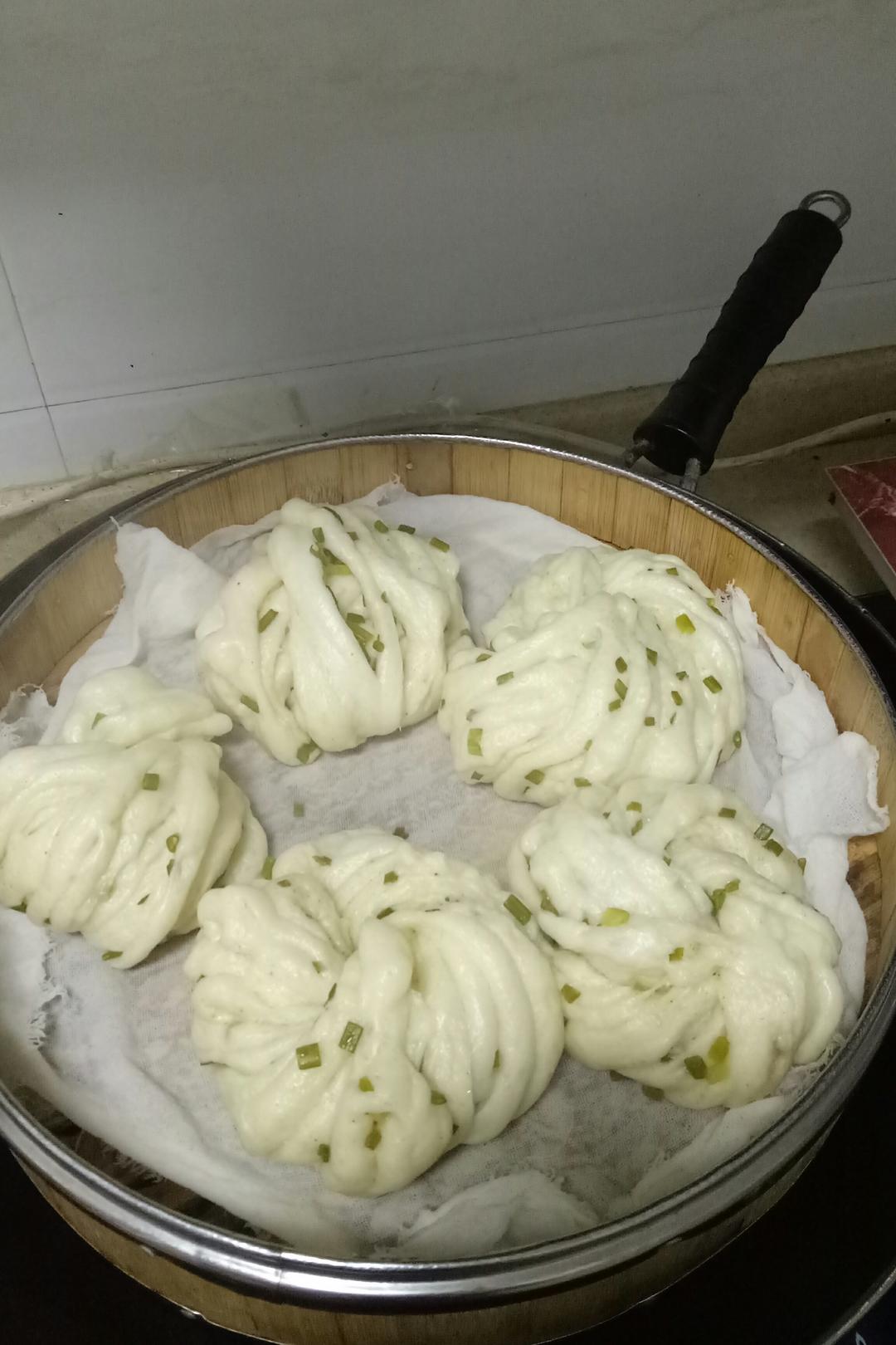 葱油花卷 Steamed Roll