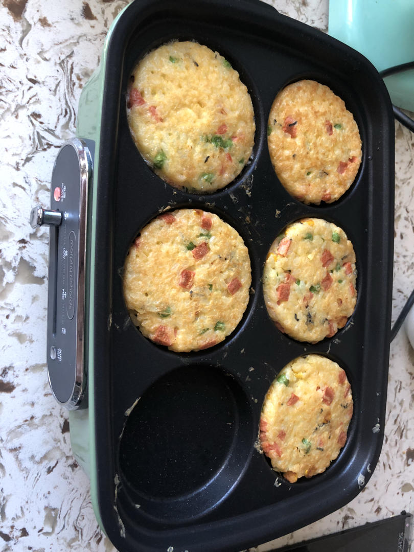 🍚剩米饭的前世今生—超快手金黄米饭饼（法格六孔盘）