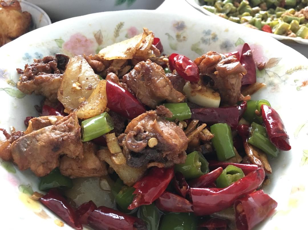 辣子鸡丁