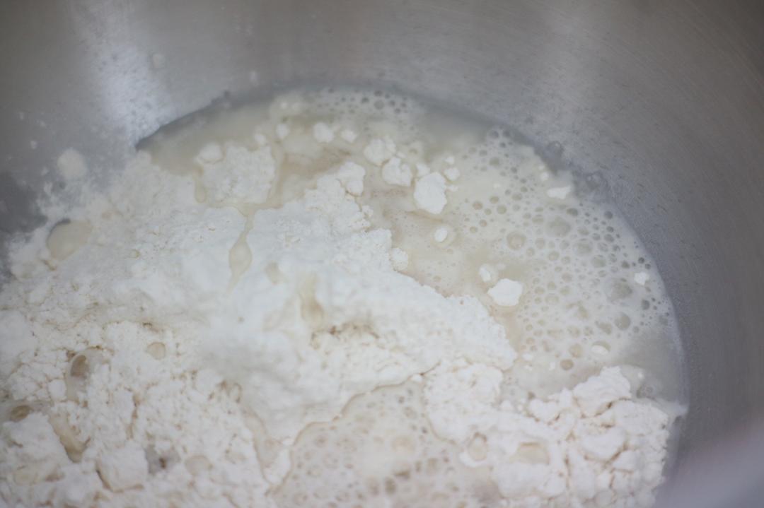 纯奶手撕吐司的做法 步骤1