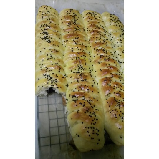 淡奶油豆沙面包