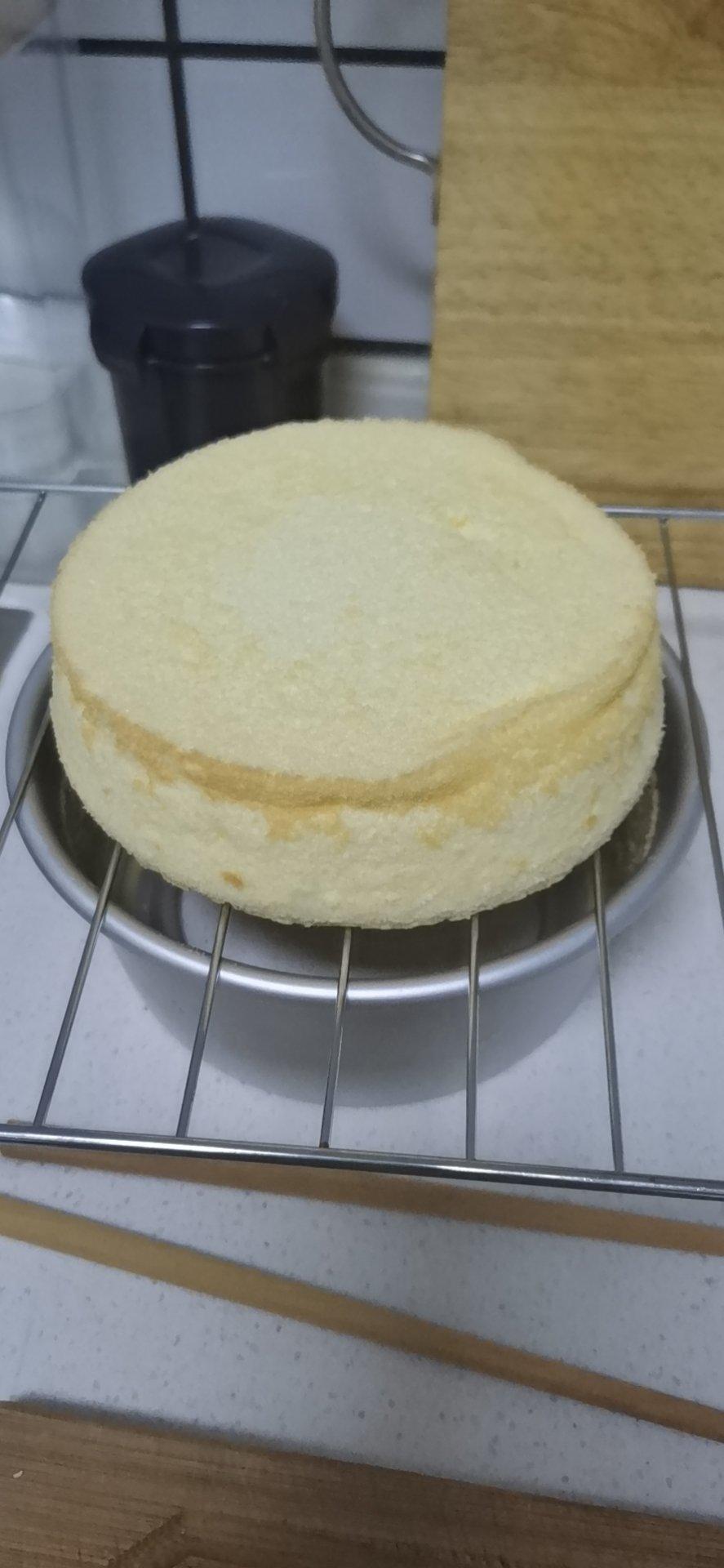 换个昵称已被注册做的10l小烤箱烤一切不顶上管的6寸9寸戚风蛋糕生日