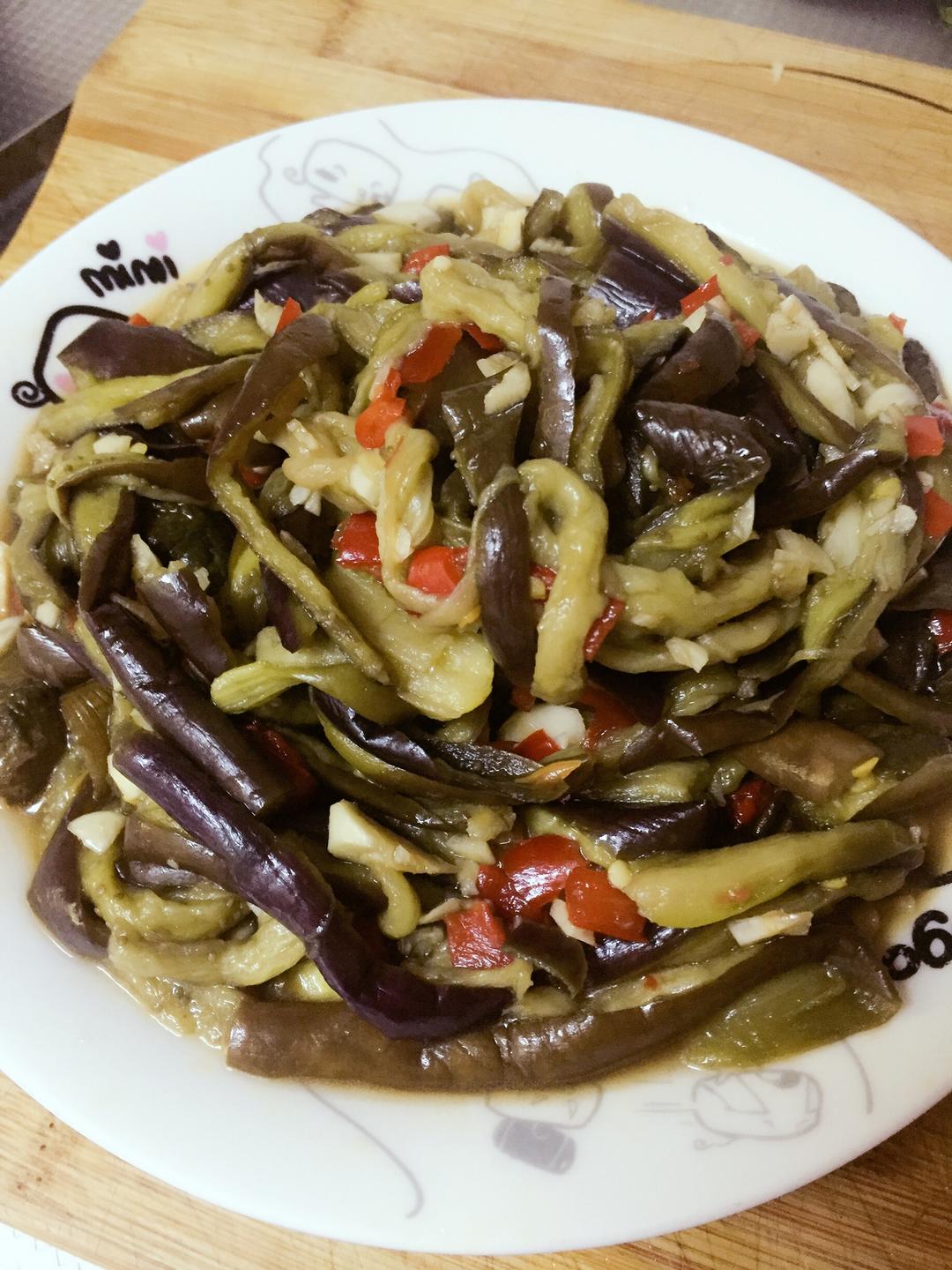 凉拌手撕茄条(剁椒版)的做法